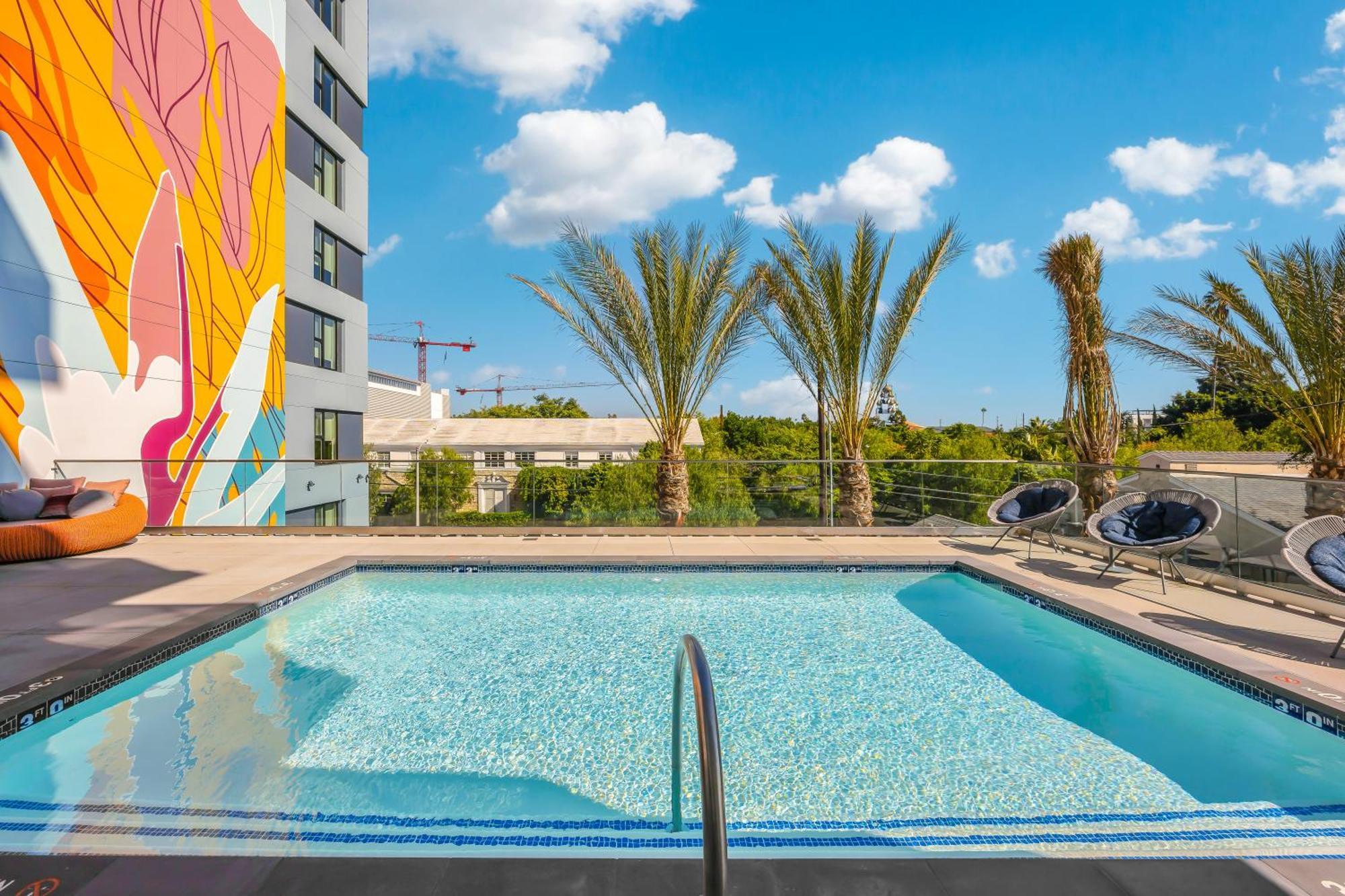 Hollywood By One Lux Los Angeles